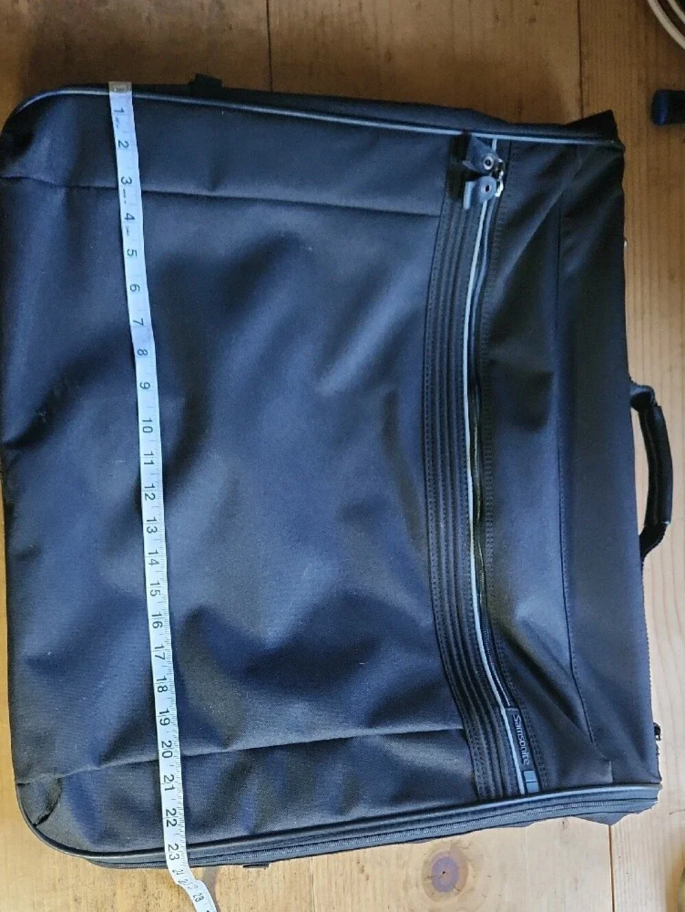 Samsonite Black Men's Travel Garment Bag with Top Handle